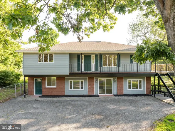 9708 Martinsburg Rd, Hedgesville, WV 25427