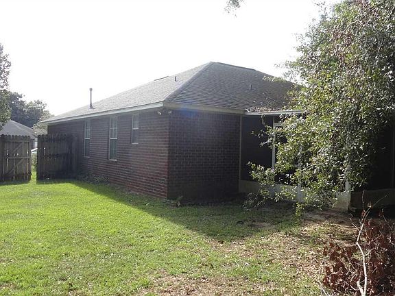 2nd image of 1152 Carla Dr