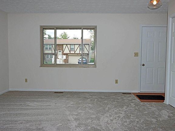 4th image of 600 Wagon Wheel Ln