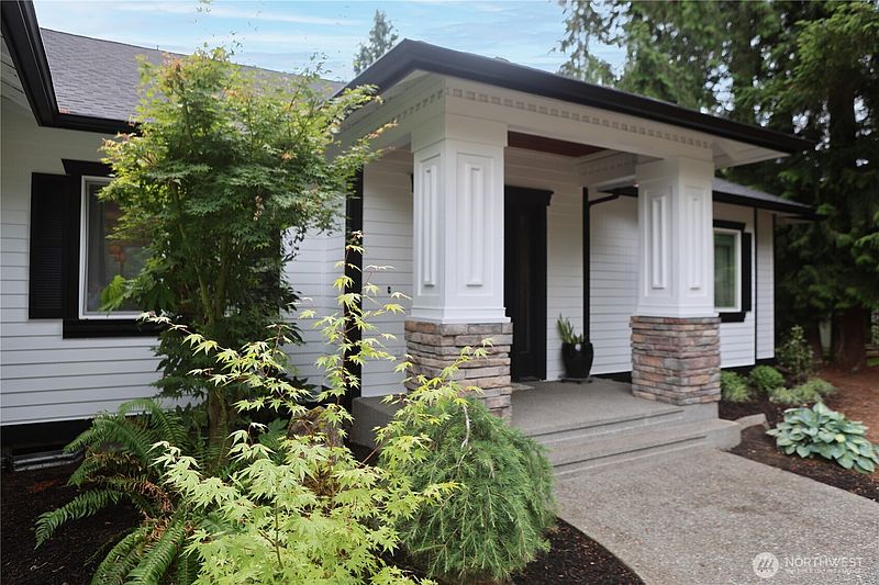 3rd image of 18709 68th Street E