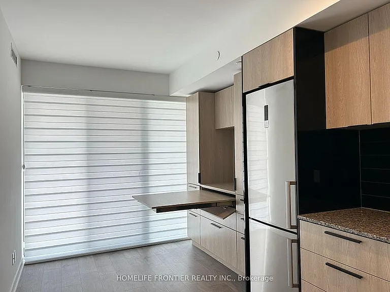 18 Maitland Ter #1807 — Photo 15