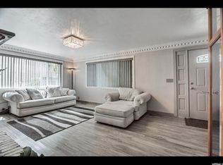 11621 S Worthington Ct, Sandy, UT 84092