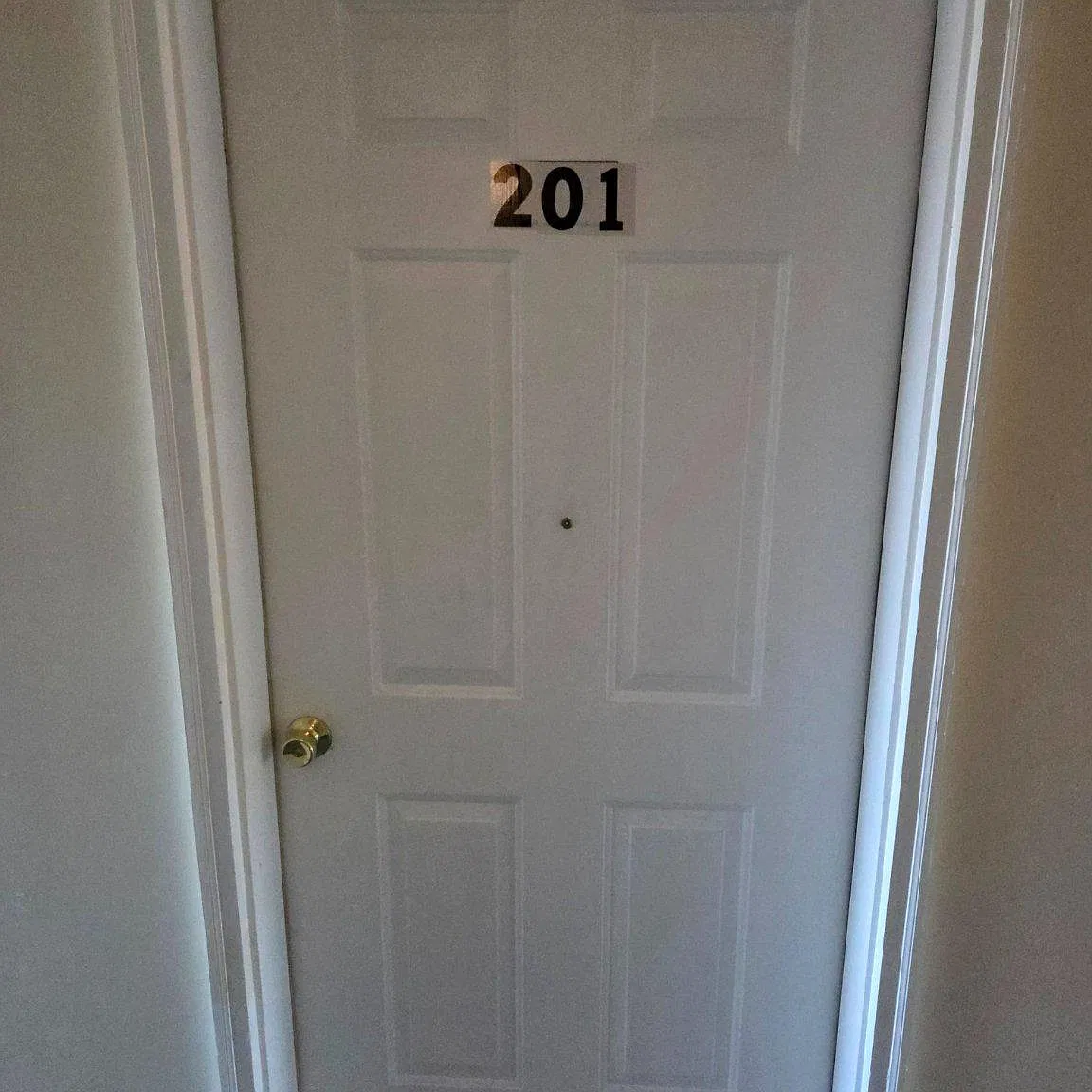 1 bed, 1.0 bath, 1080 sqft, $1,200 — Photo 3