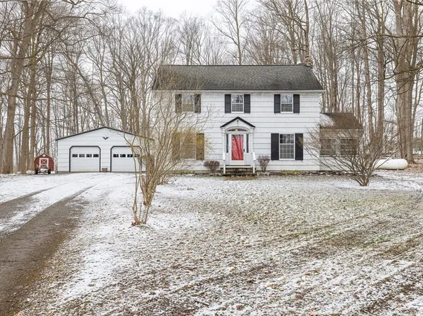 205 Rush Mendon Rd, Honeoye Falls, NY 14472