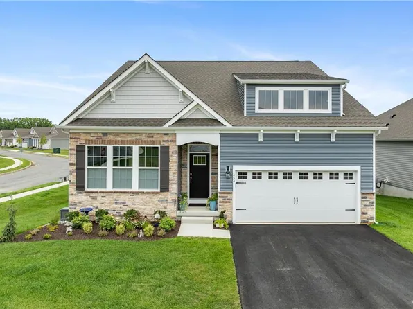 1454 Dresden Dr, Breinigsville, PA 18031