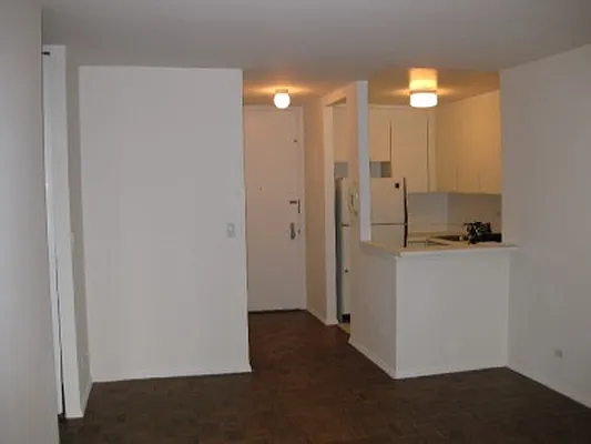Rented by Classic Marketing- 530 Park1 | media 39