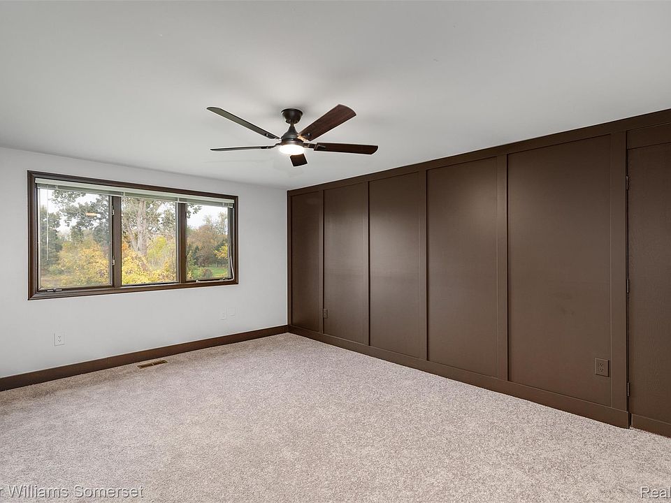 52401 Baker Rd, photo 25