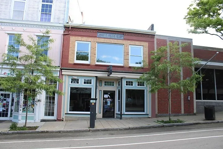 146 Main St #2 — Photo 1
