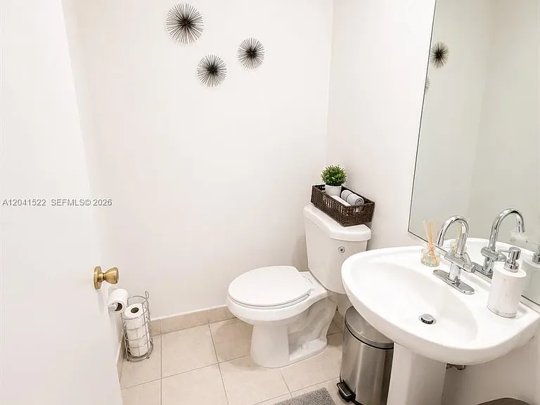18602 SW 100th Ave #18602 — Photo 5