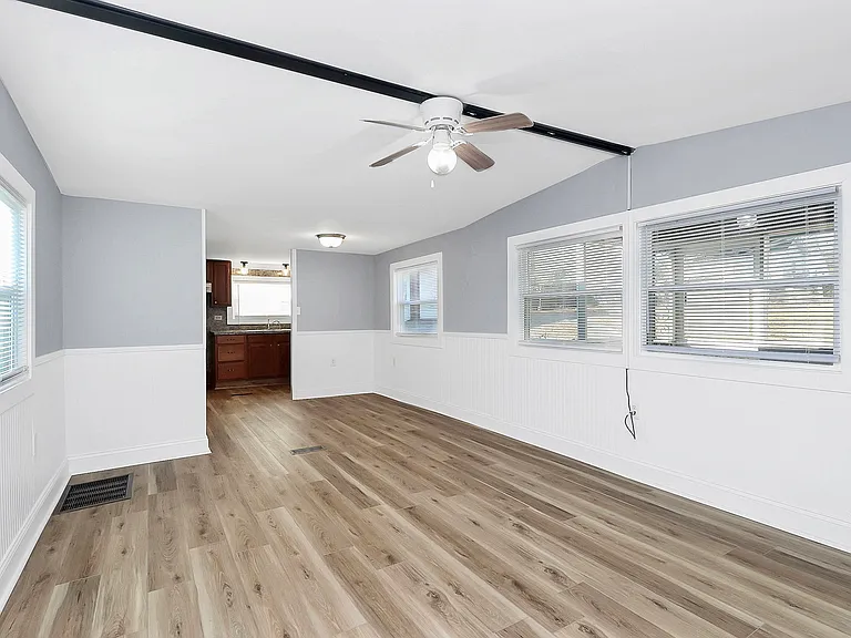146 Swink St SW — Photo 9