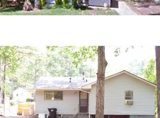 757 Brian Ln, Forest Park, GA