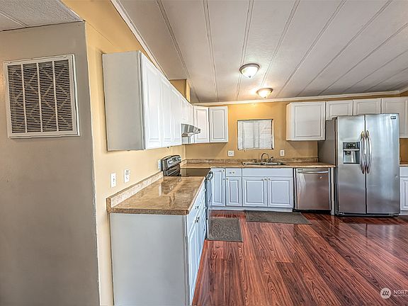 2nd image of 2834 Anthem Lane