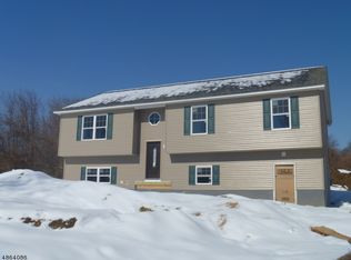 20 Honey Run Rd, Blairstown, NJ 07825