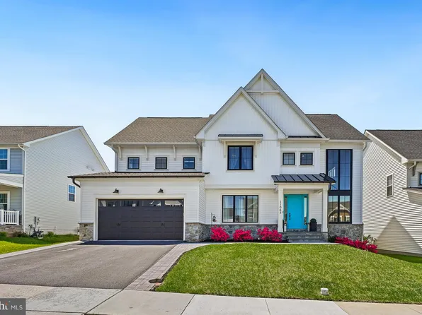 11063 Emerald Crown Dr, Monrovia, MD 21770