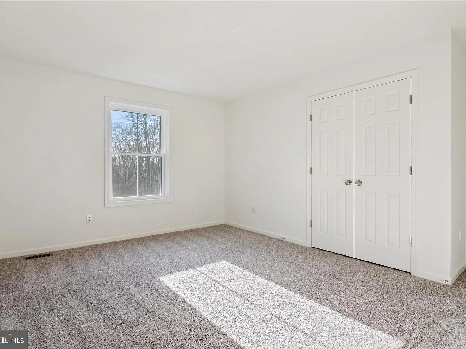 3 bed, 2.5 bath, 2000 sqft, $3,000 — Photo 4