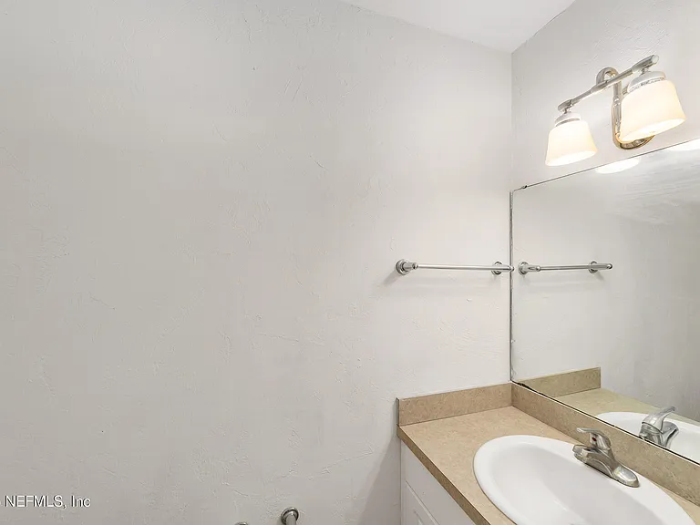 501 SW 75th St #H6 — Photo 17