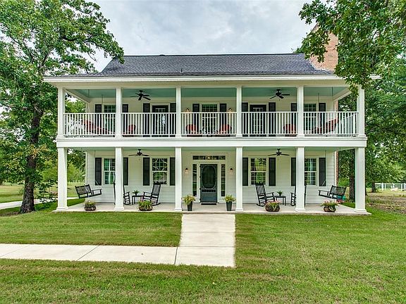 2nd image of 1401 Canyon Creek Dr W
