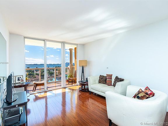 4th image of 1625 Kennedy Cswy APT 1009C