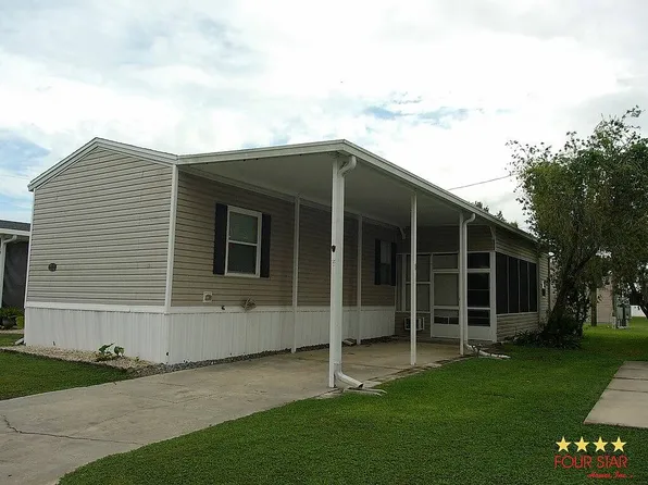 2712 Lazy Day Ln, Deland, FL 32720