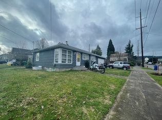 8020 N Saint Johns Ave #B, Portland, OR 97203