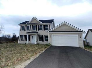 7 W Creek Dr, Spencerport, NY 14559