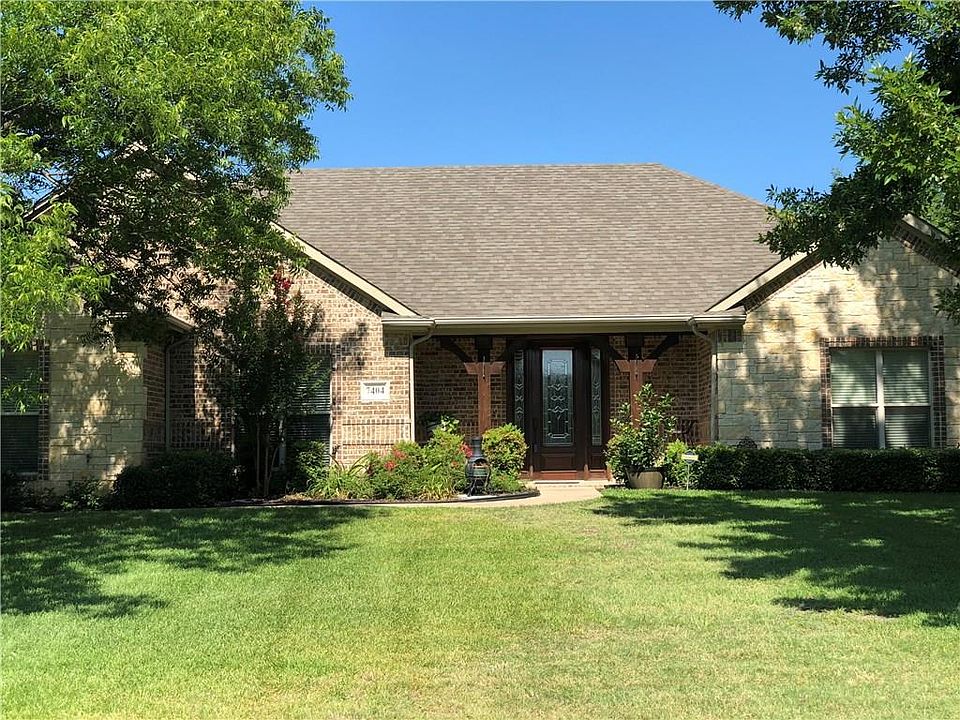 1st image of 7404 Willow Oak Ln