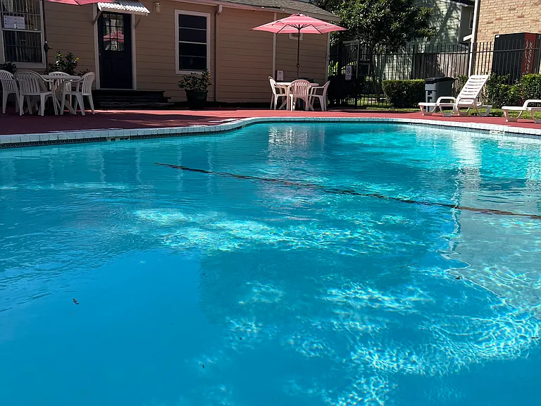 Cypresswood Crossing Apartments — Photo 9