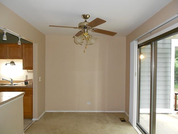 3rd image of 398 Heather Ct APT C1
