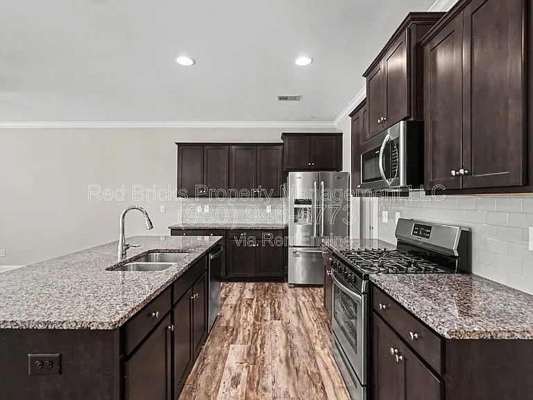 7112 Harris Bay Rd — Photo 10