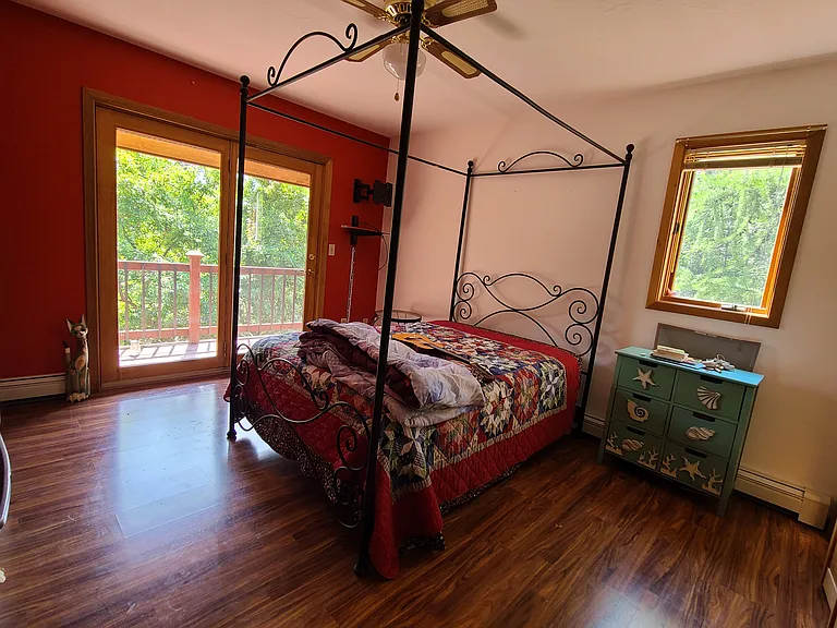 5680 Pinewood Ln — Photo 10