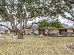 3784 Pallos Verdas Dr, Dallas, TX 75229