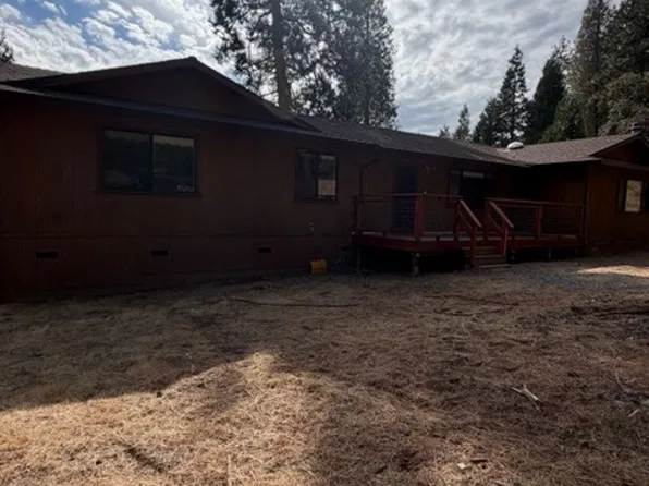 20002 Pine Dr E, Pioneer, CA 95666