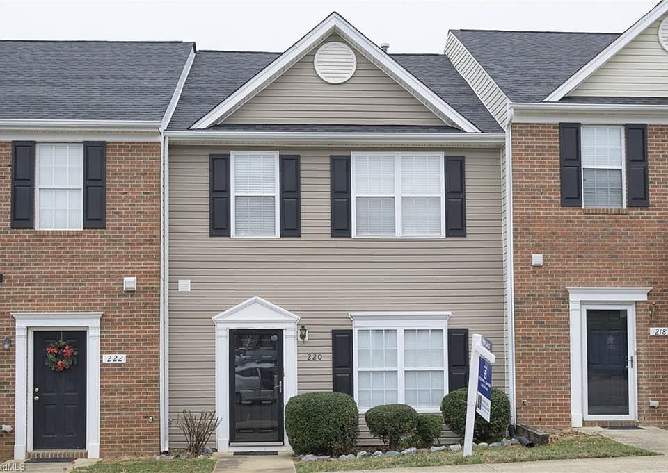 1st image of 220 Heritage Creek Way