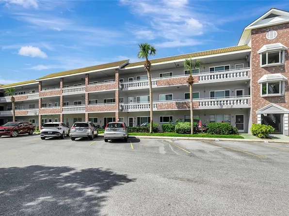 2461 Rhodesian Dr APT 73, Clearwater, FL 33763