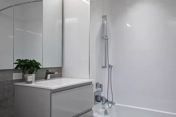 Rented by DelShah Capital LLC | media 7