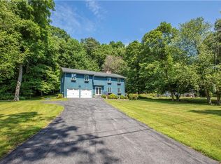 31 Hatfield Rd, Mahopac, NY 10541