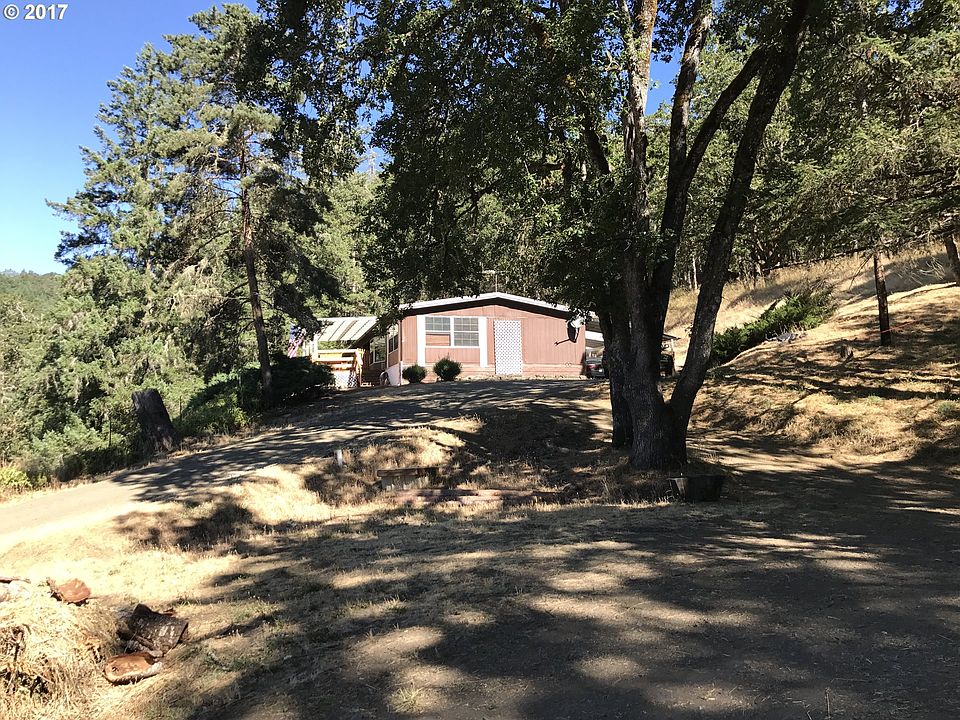 1st image of 965 Churchill Dr