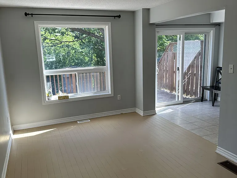 71 Sydenham Wls — Photo 8