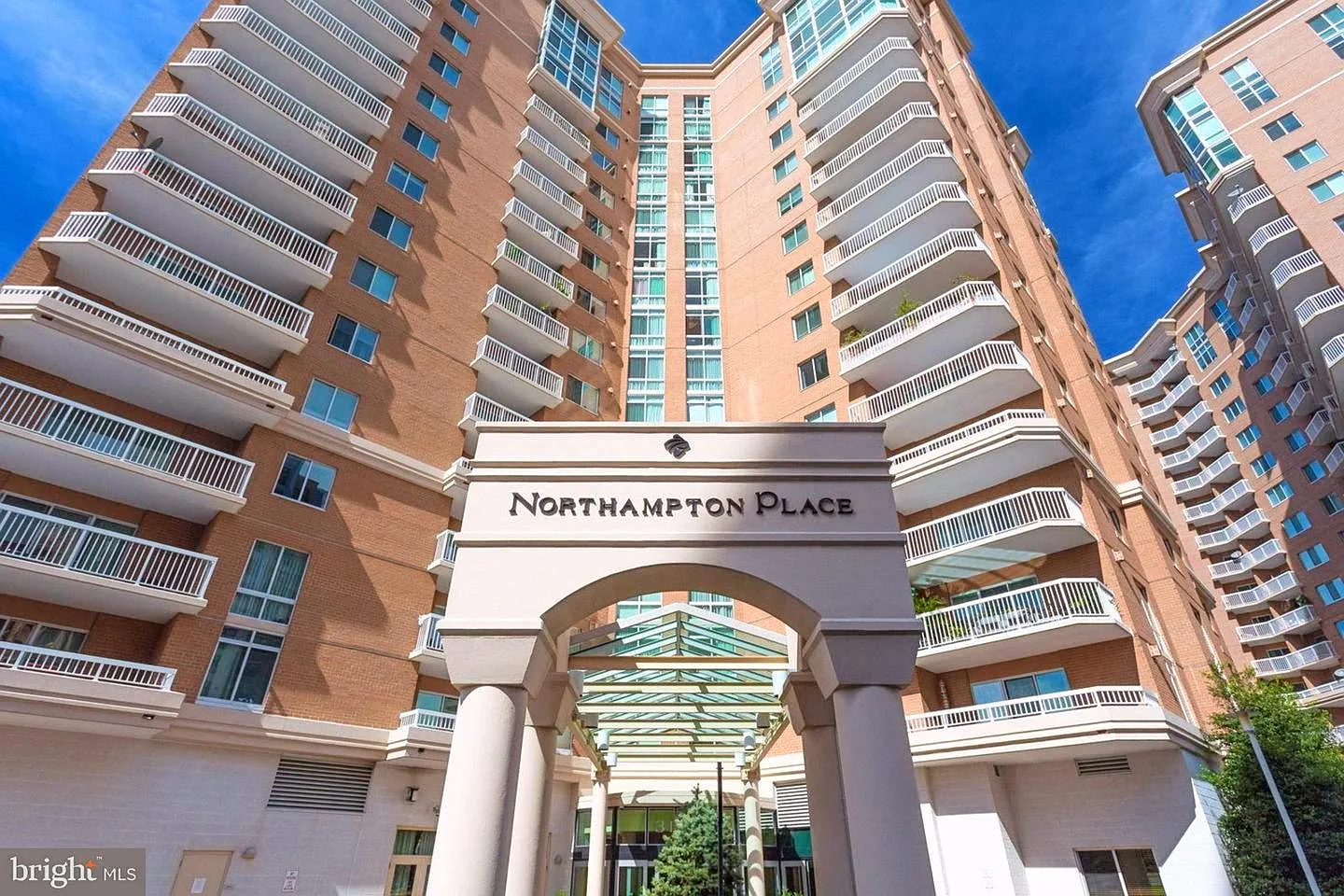 2 bed, 1096 sqft, $3,050 — Photo 1