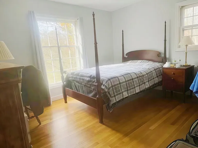 210 Wicklow Rd — Photo 12