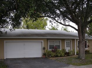 9405 Gettysburg Rd, Boca Raton, FL 33434