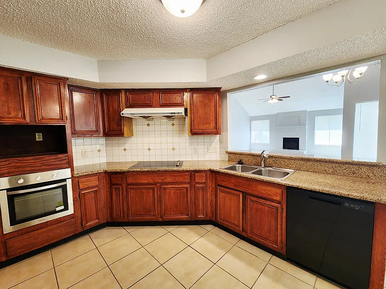 11411 Pagoda Dr — Photo 9