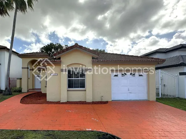 13248 NW 10th St, Miami, FL 33182