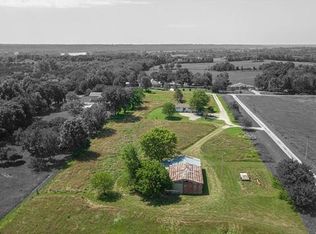 13814 Stillwell Rd, Bonner Springs, KS 66012