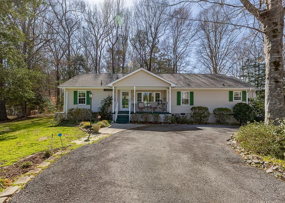 1st image of 13 Leisure Ct
