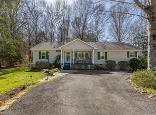 13 Leisure Ct, La Crosse, VA 23950