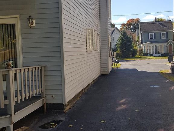 5th image of 69 Ryckman Ave Floor 1