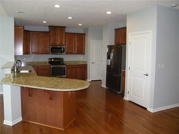 4th image of 11895 Eaglechase Way