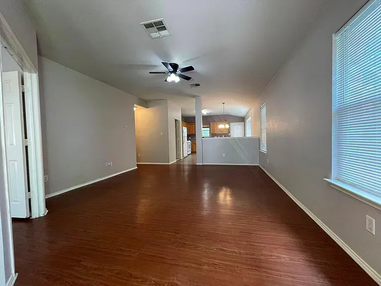 2416 Socorro Bnd — Photo 2