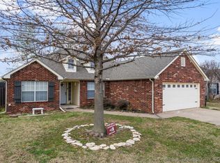 9004 N 152nd East Ave, Owasso, OK 74055